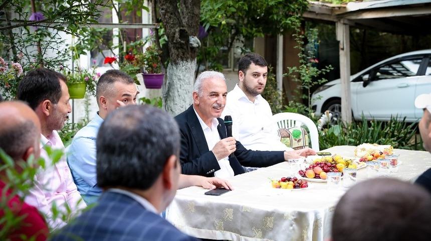 Başkan İsmet Yıldırım, gen&ccedil;lerle bir arada