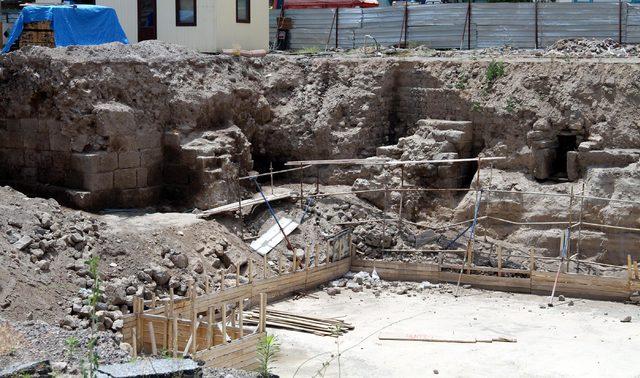Kayseri'de inşaat sırasında tarihi kalıntılar bulundu