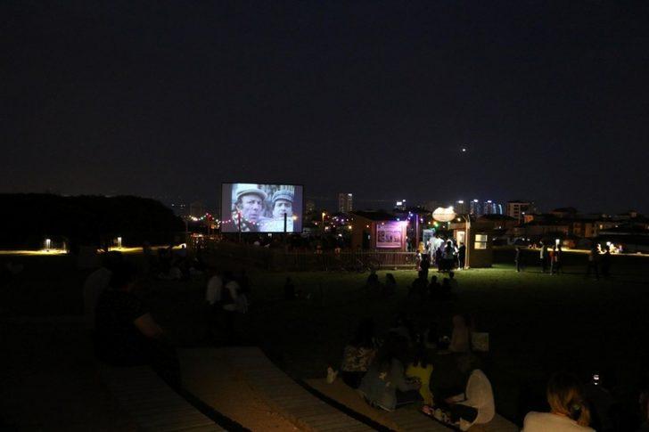 Kartal’ta nostaljik yazlık sinema günleri devam ediyor G3