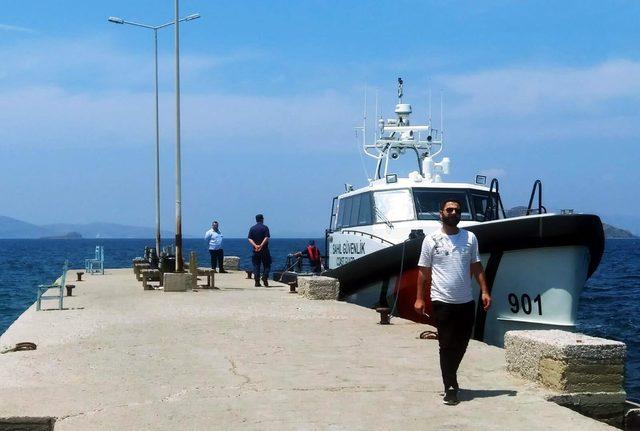 Bodrum'da kaçakları taşıyan tekne battı (4)