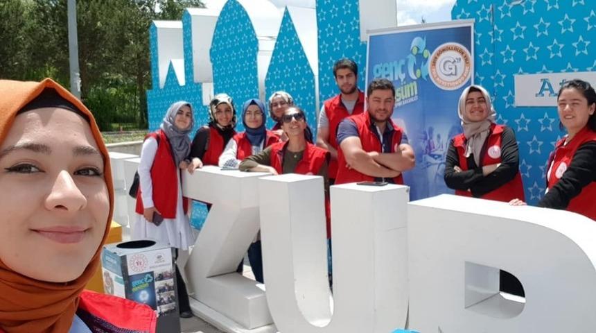 Gen&ccedil; g&ouml;n&uuml;ll&uuml; timi işbaşında