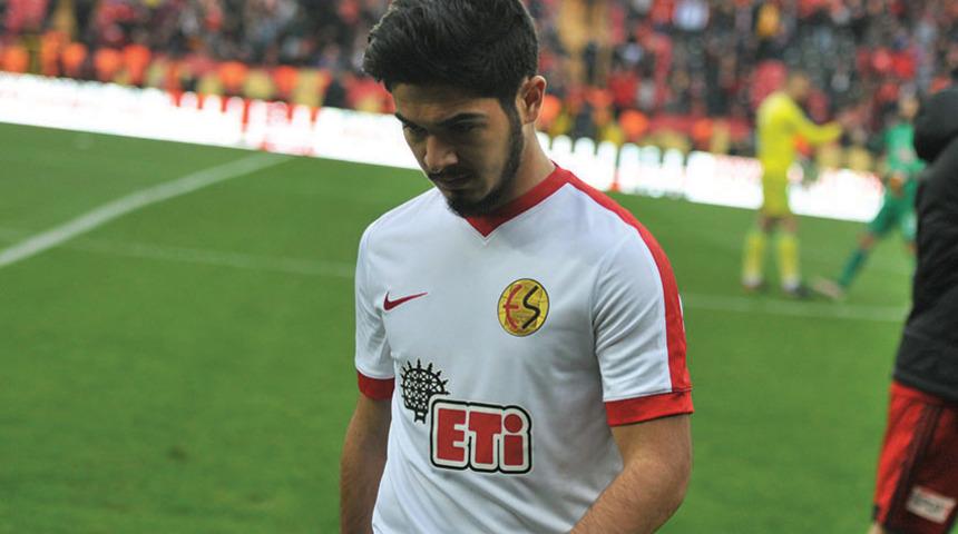 Trabzonspor Fıratcan Üzüm ile anlaşmaya vardı