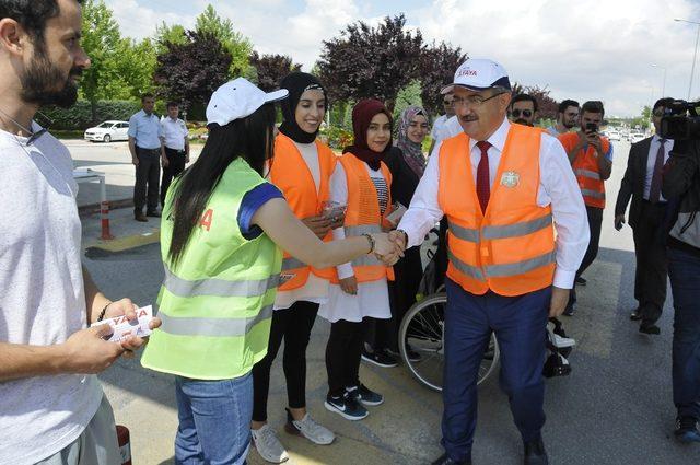 Selçuk’ta “Yaya Öncelikli Kampüs” uygulaması başladı