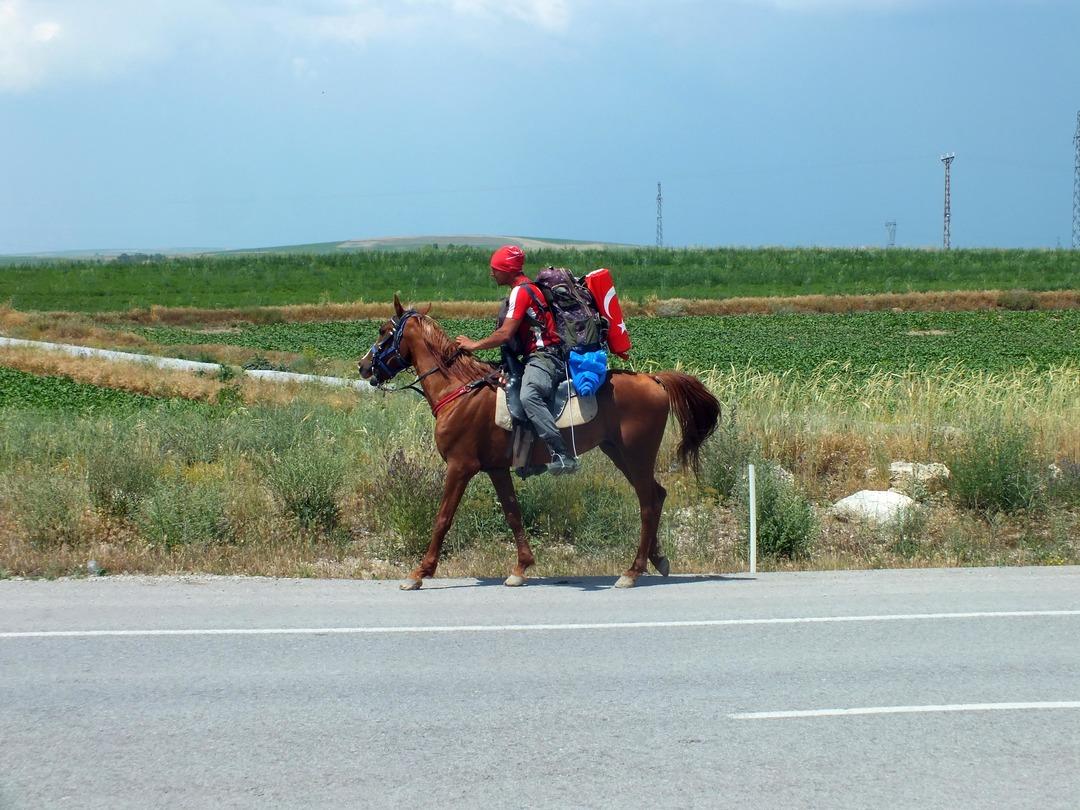 Askerlik yolunda at sırtında 225 kilometre