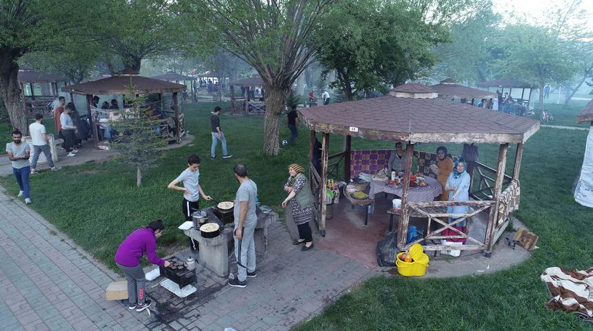 Sivas'ta 'kene' paniği! Haber hızla yayılınca a&ccedil;ıklama geldi