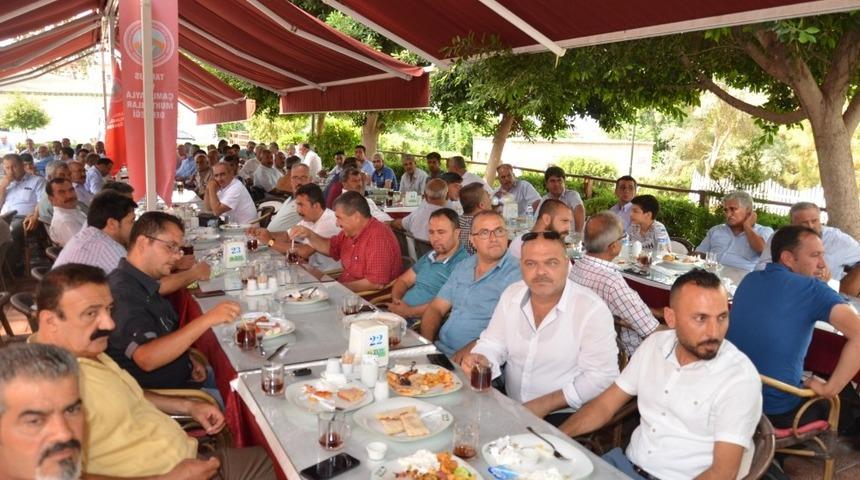 Kaymakam Ünal, muhtarların mahalleleri için web sitesi kurmasını istedi