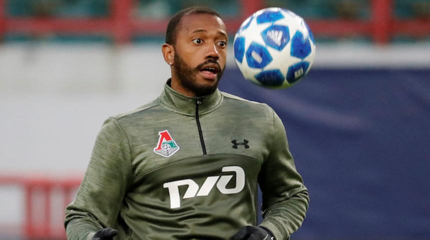 Göztepe Manuel Fernandes ısrarını sürdürüyor