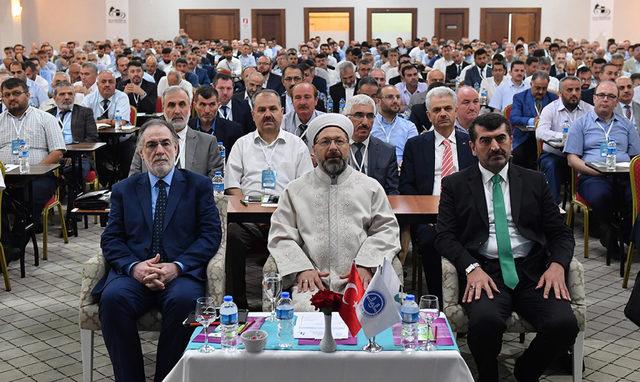 Diyanet İşleri Başkanı Erbaş, hac kafilesi başkanlarıyla bir araya geldi