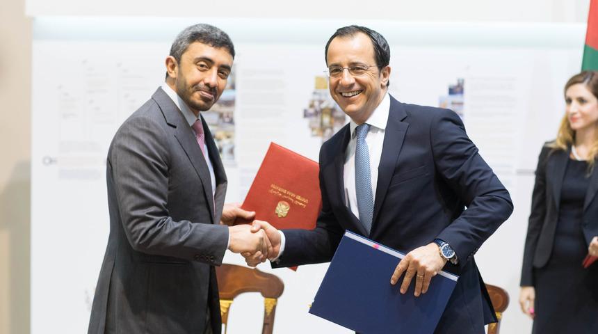 Rum Dışişleri Bakanı: T&uuml;rkiye egemenlik haklarımızı &ccedil;iğniyor