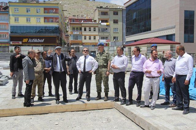 Bayburt’ta protokol üyeleri Saray Bahçesini inceledi