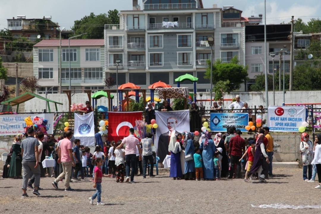Ahlat&rsquo;ta bahar şenliği