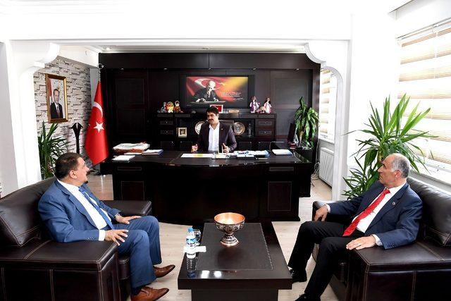 Başkan Gürkan Hekimhan’da incelemelerde bulundu