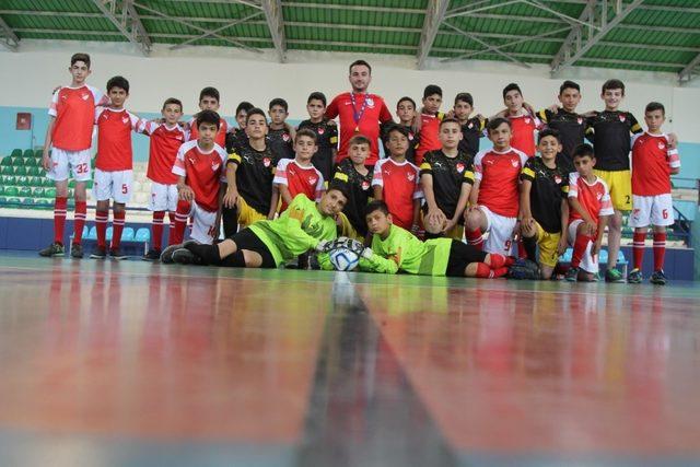 Futsal heyecanı başladı