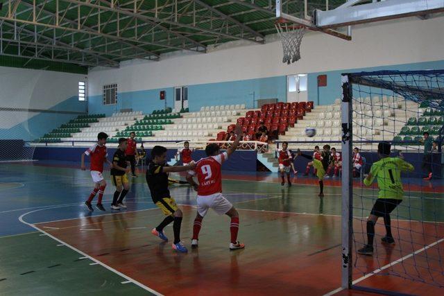 Futsal heyecanı başladı