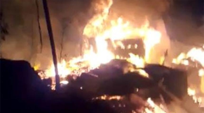 80 yaşındaki yaşlı adam alevlerin arasında kaldı! Korkun&ccedil; &ouml;l&uuml;m!