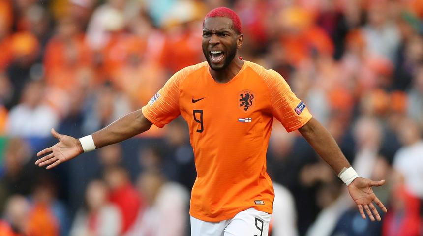 Ryan Babel'in yaptığı paylaşım kafaları karıştırdı