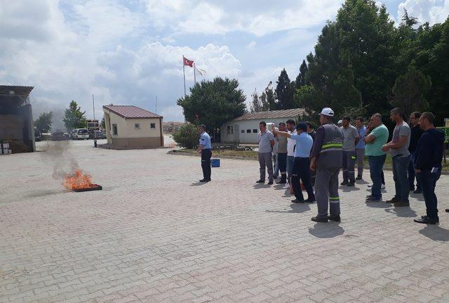 Tepebaşı Belediyesi personeline Temel Yangın Güvenliği eğitimi