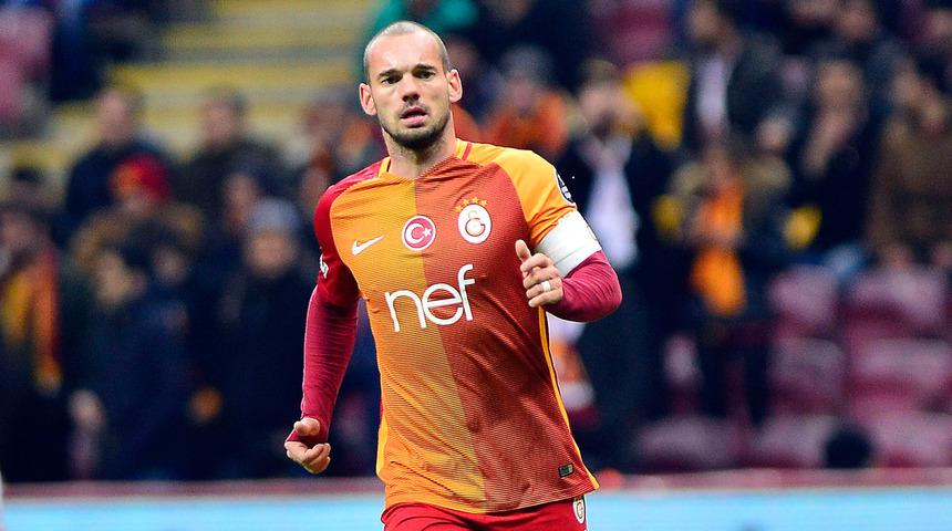 Wesley Sneijder ile Gazişehir Gaziantep'in ilgilendiği iddia edildi