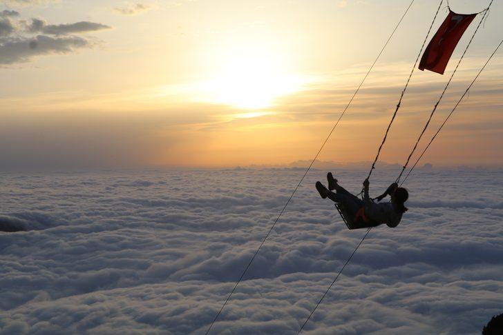 Huser Yaylası sis denizi ile kendini hayran bırakıyor G5