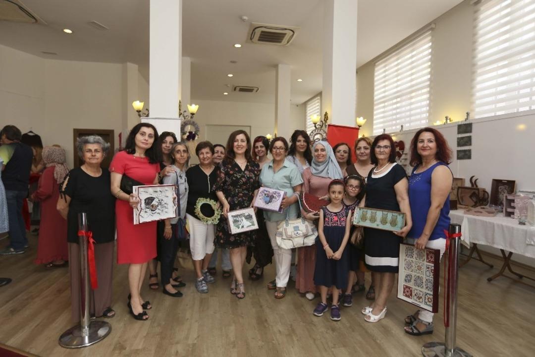 Aydın&rsquo;da &lsquo;El Sanatları ve Giyim&rsquo; sergisi a&ccedil;ıldı