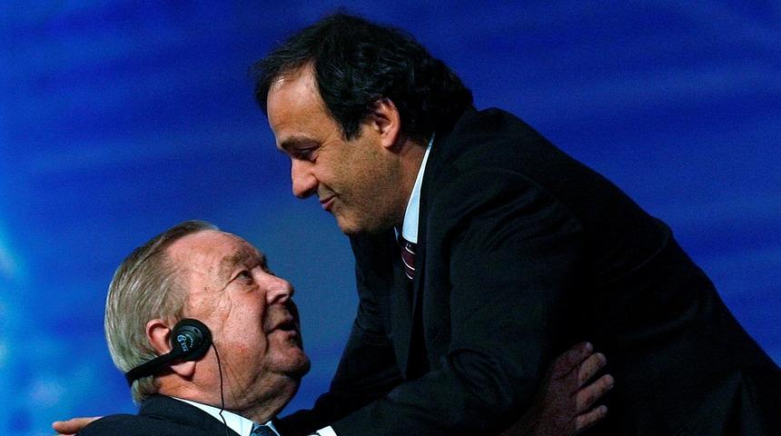 Dünya Kupası'nda yolsuzluk skandalı! Gözaltında...