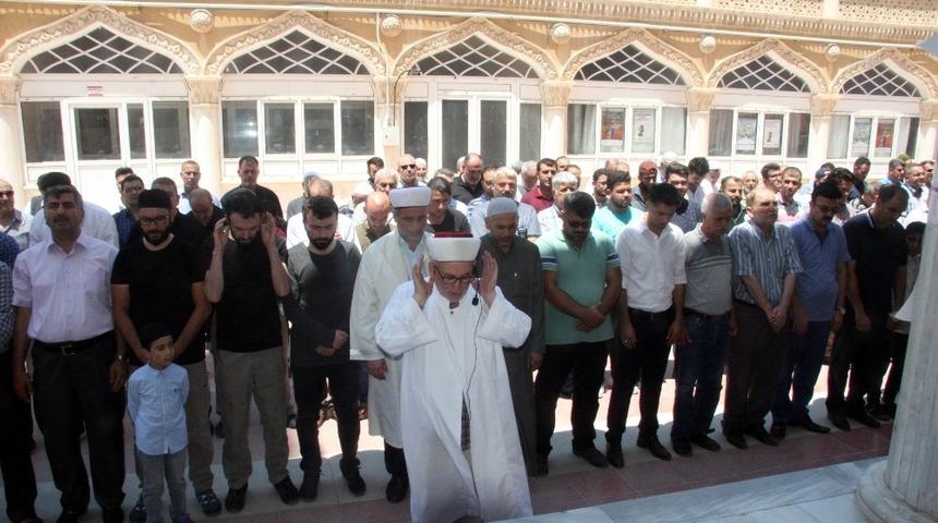 Kilis&rsquo;te Muhammed Mursi i&ccedil;in gıyabi cenaze namazı