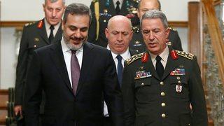 CHP'li Erdem'den olay Hulusi Akar ile Hakan Fidan iddiası