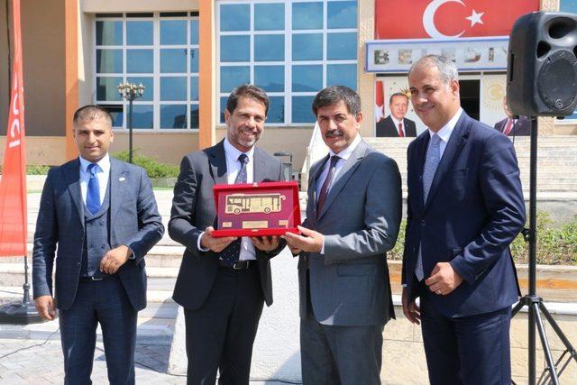 Erzincan’da toplu taşımaya 10 yeni araç eklendi