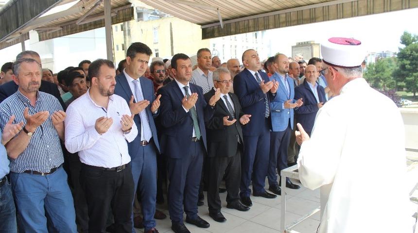 Mursi i&ccedil;in gıyabi cenaze namazı