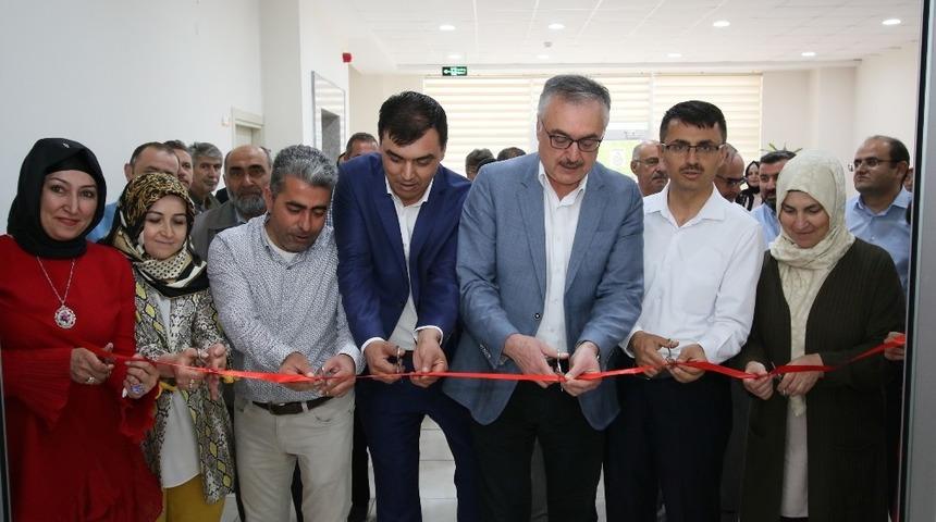 Hacılar&rsquo;da el sanatları sergisi