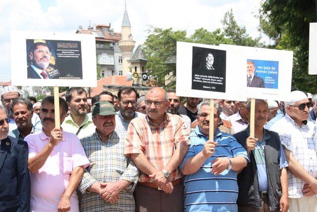 Muhammed Mursi için Karaman’da gıyabi cenaze namazı kılındı