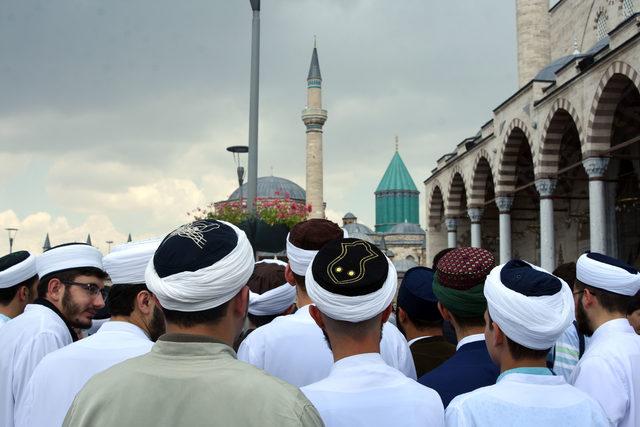 Konya'da Mursi için gıyabi cenaze namazı