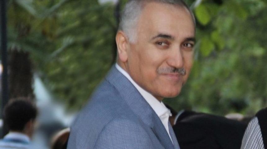 Fotoğraftaki kişi Adil &Ouml;ks&uuml;z m&uuml;? A&ccedil;ıklama geldi
