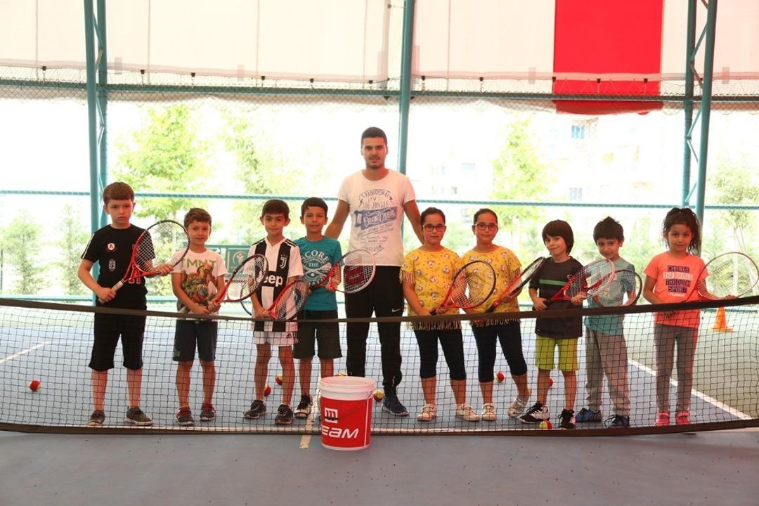 Merkezefendi&rsquo;de yaz spor okullarına &ccedil;ocuklardan b&uuml;y&uuml;k ilgi