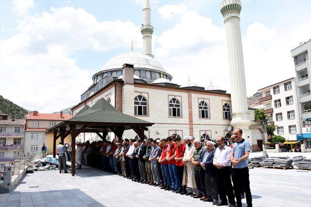 Mursi için gıyabında cenaze namazı