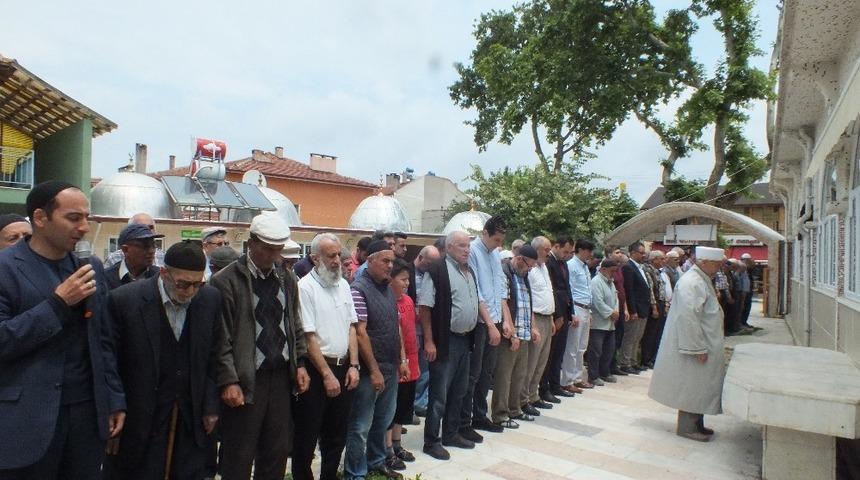 Mursi i&ccedil;in Pazaryeri il&ccedil;esinde de gıyabi cenaze namazı kılındı