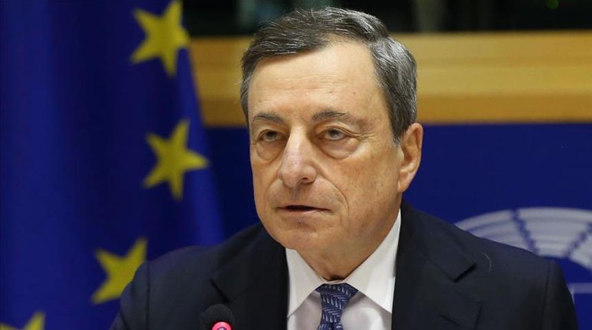   Draghi: Enflasyon hedefine ulaşılmazsa daha çok önlem alınabilir
