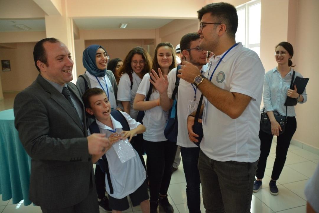 G&ouml;r&uuml;nmeyen d&uuml;nyada yolculuk 2 projesi