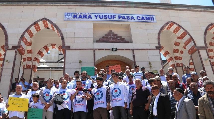 Erciş’te Mursi için gıyabi cenaze namazı