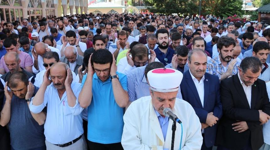 Van&rsquo;da Mursi i&ccedil;in gıyabi cenaze namazı