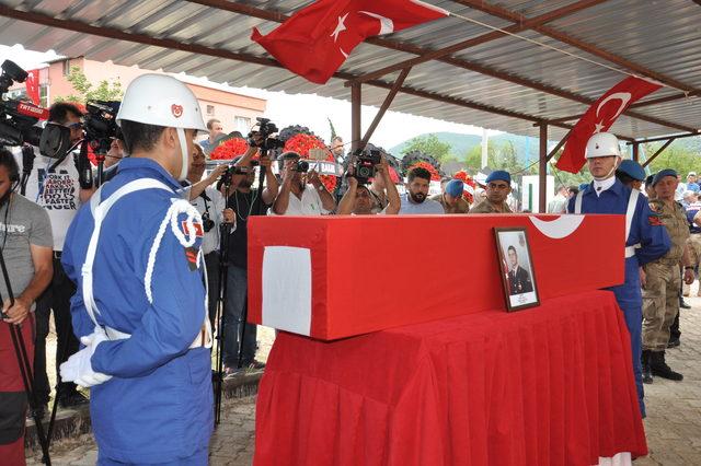 Şehit olduğu 4 yıl sonra anlaşılan uzman çavuş son yolculuğuna uğurlandı