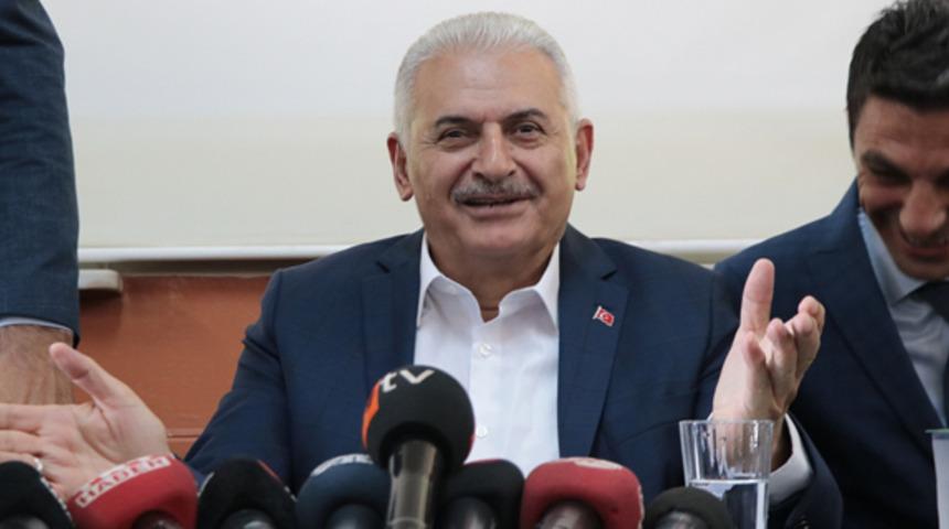 Yıldırım: Yollar yetmiyor, mecbursunuz yeni yollar yapmaya
