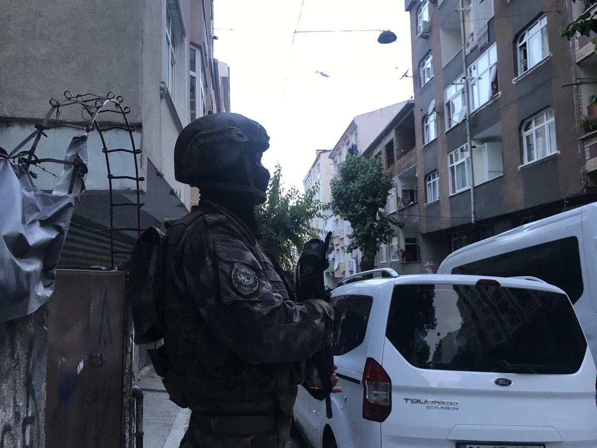 İstanbul'da helikopter destekli operasyon!