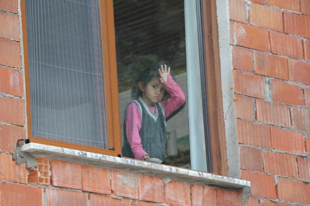 Sel sonrası evlerine ilk kez geldiler