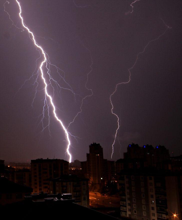 İstanbul güne yağmurla başladı G5