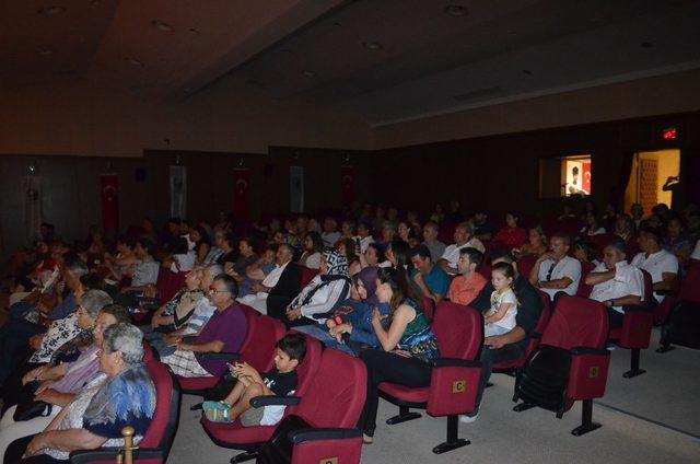 Kanser tedavisi gören Nurhayat için Didim’de yardım konseri düzenlendi