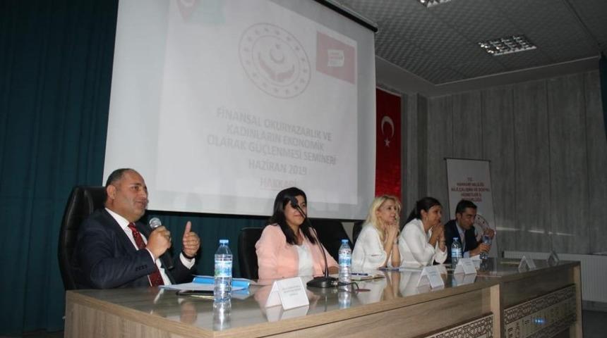 Hakkari’de ‘Finansal Okuryazarlık ve Kadının Ekonomik Güçlenmesi’ semineri