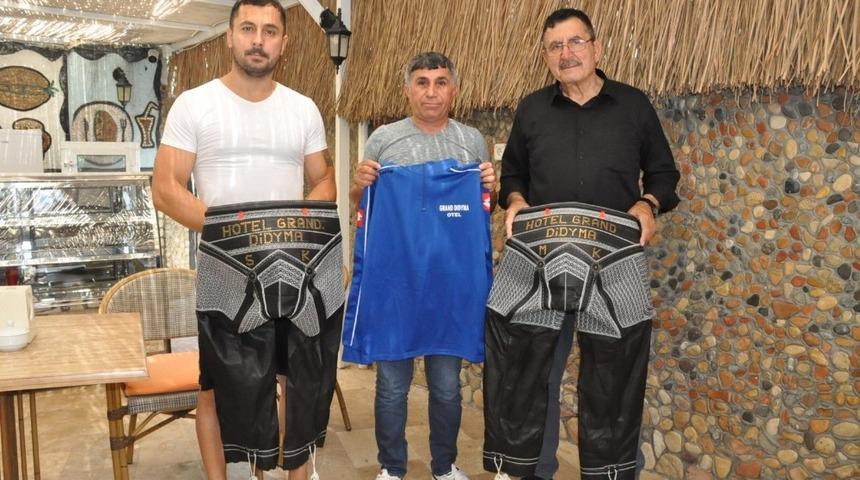 S&ouml;keli Başpehlivan ve oğullarına Didim Belediyespor&rsquo;dan destek