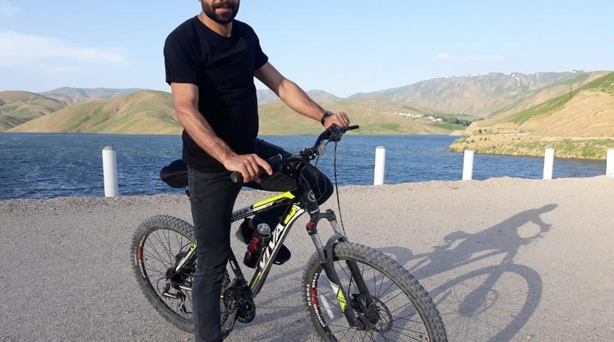 Bisiklet tutkunlarından Dilimli Barajı&rsquo;na b&uuml;y&uuml;k ilgi