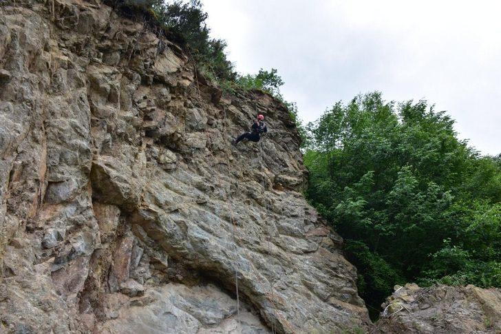 UMKE ‘den  Yenice’de Temel Arama Kurtarma eğitimi G3